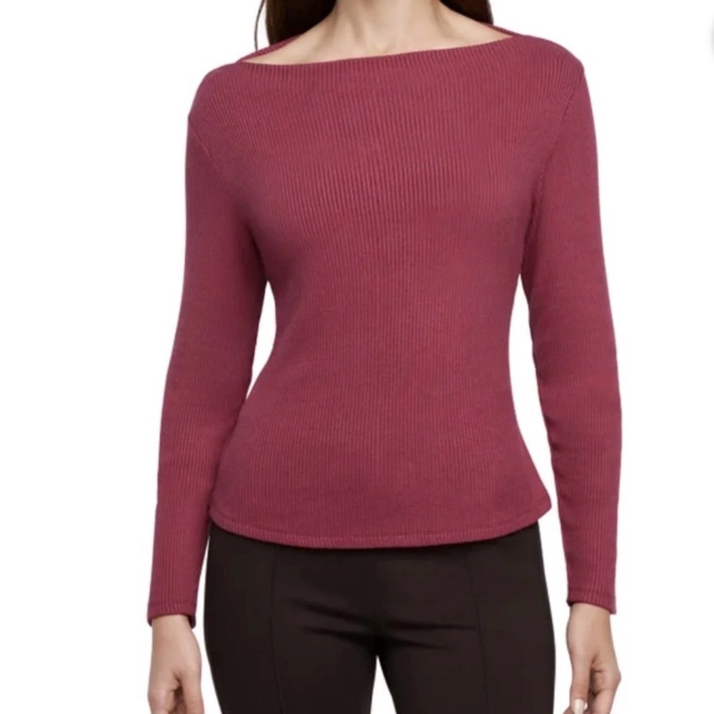 Banana Republic Women's Ribbed Long Sleeve Top in Berry - NWT